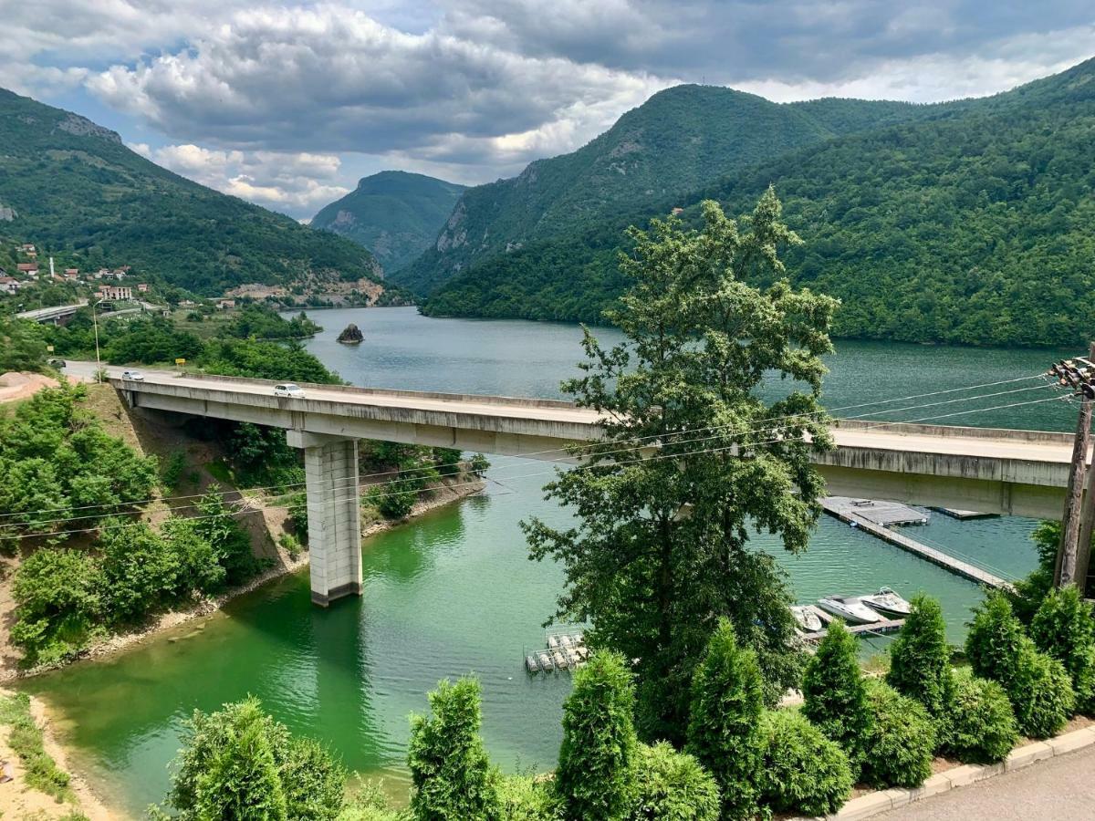 Panorama Resort Hrasno Donje エクステリア 写真